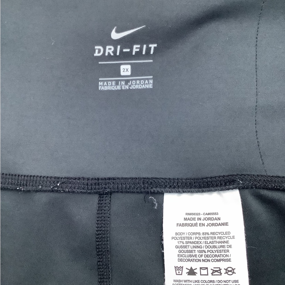 Nike Woman’s Dri-Fit Black Pants 2x - Picture 3 of 5